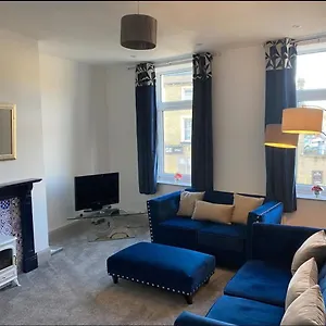  Homestay The Willows United Kingdom